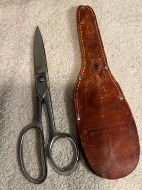 Case XX 8” Sportsman’s Shear Scissors with Leather Sheath ~ Made in USA Vintage